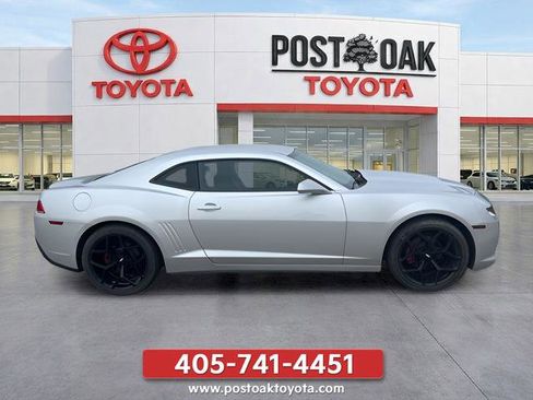 Used 2015 Chevrolet Camaro LS RWD image 6