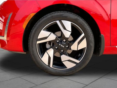 Used 2023 Kia Soul GT-Line FWD image 13