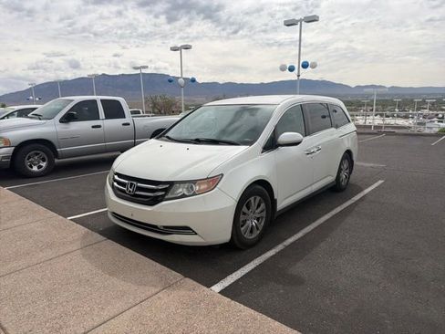 Used 2016 Honda Odyssey EX image 1