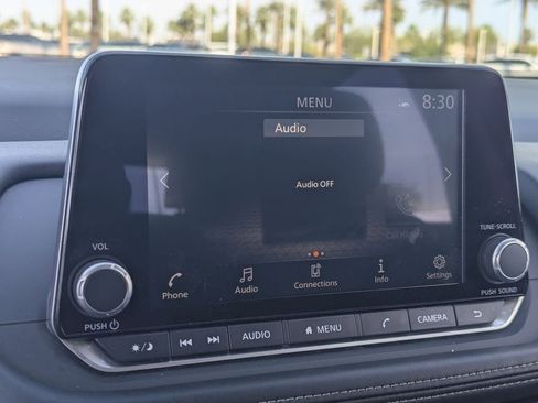 Certified 2025 Nissan Rogue SV AWD/4WD image 23