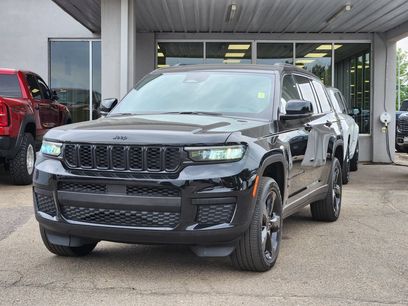 Used 2024 Jeep Grand Cherokee L Altitude