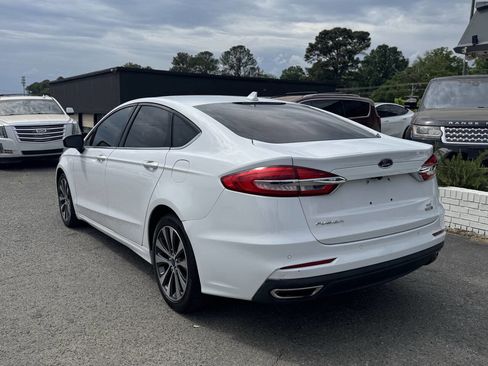 Used 2019 Ford Fusion SE AWD/4WD image 6
