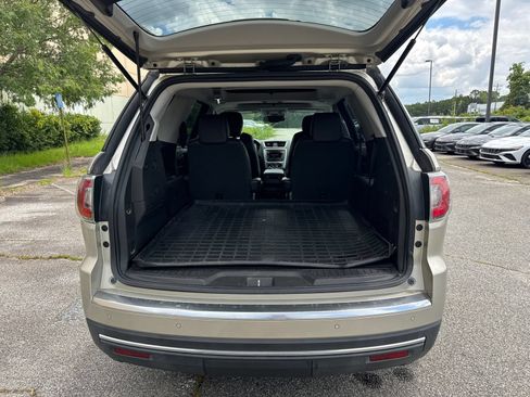 Used 2016 GMC Acadia SLT w/ Open Road Package FWD image 18