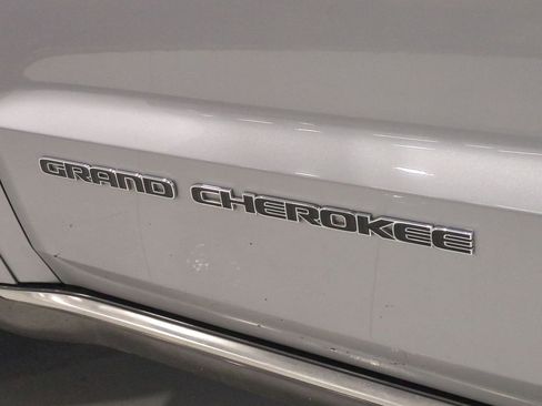 Used 2018 Jeep Grand Cherokee Summit image 13