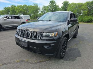 Used 2021 Jeep Grand Cherokee Laredo X AWD/4WD video 1