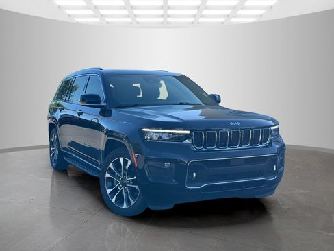 Used 2023 Jeep Grand Cherokee L Overland AWD/4WD image 3