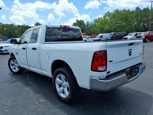 Used 2024 RAM 1500 Classic SLT AWD/4WD image 16