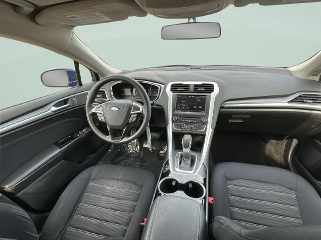 Used 2016 Ford Fusion SE FWD image 24