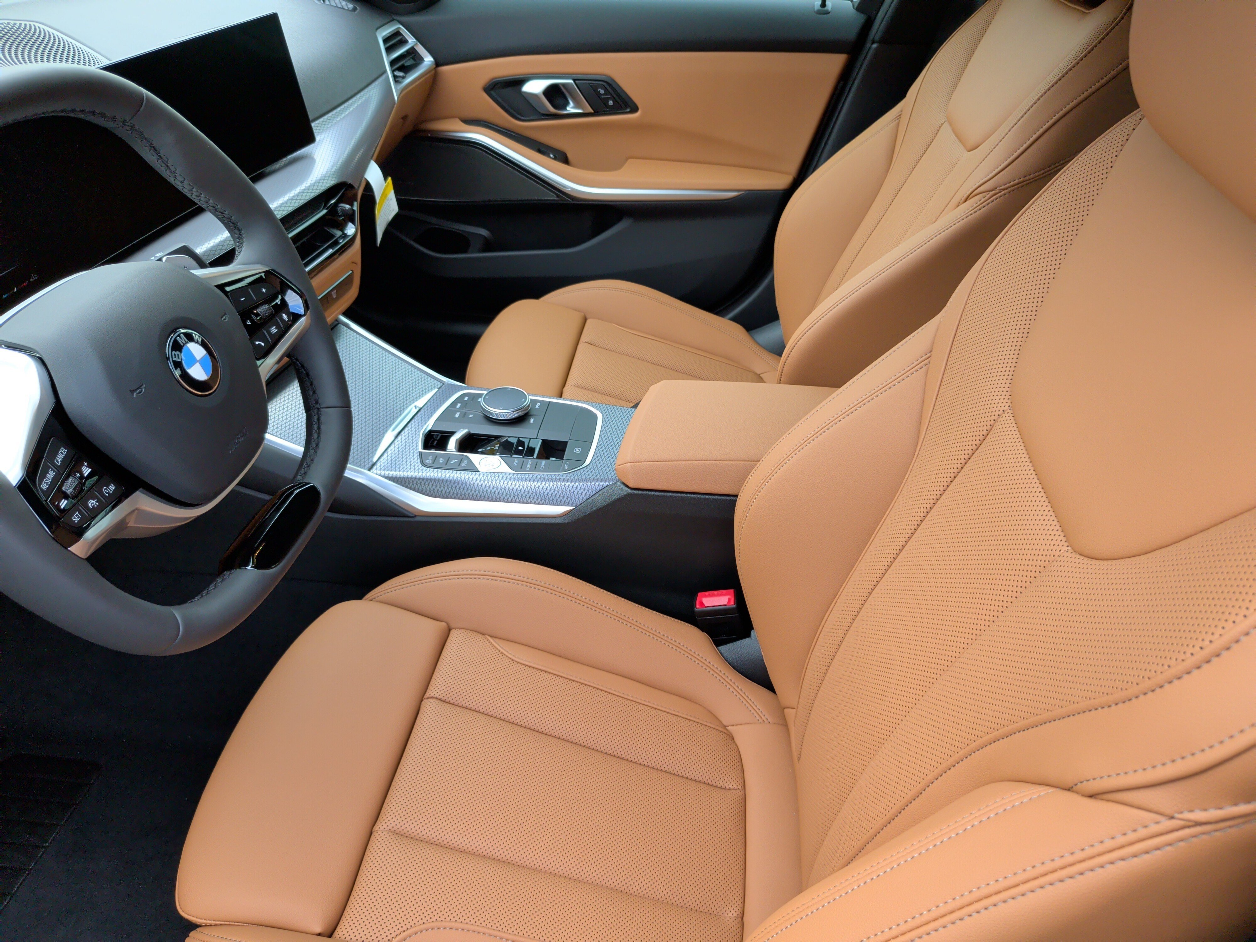 Used 2026 BMW 330i Sedan w/ Premium Package RWD image 24