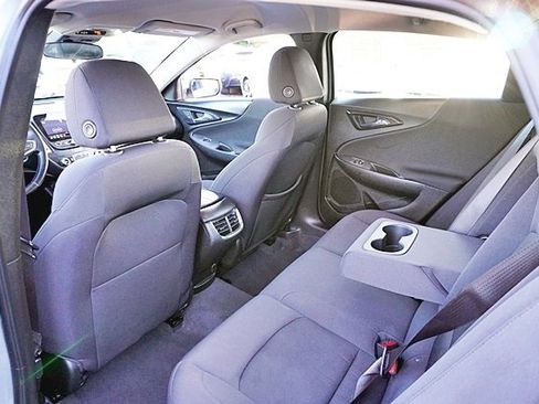 Used 2023 Chevrolet Malibu LT w/ Sport Edition image 16