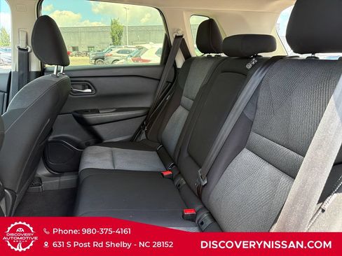 Certified 2025 Nissan Rogue SV AWD/4WD image 28