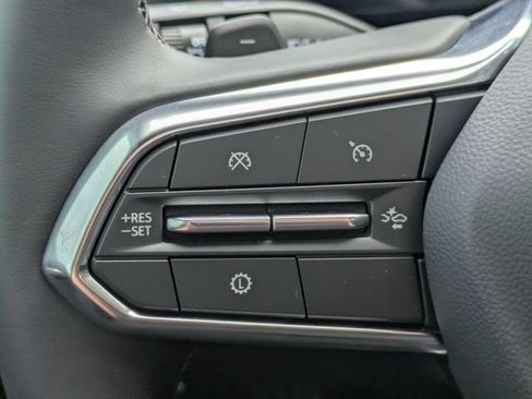 New 2026 Chevrolet Equinox LT w/ Safety and Technology Package FWD image 13