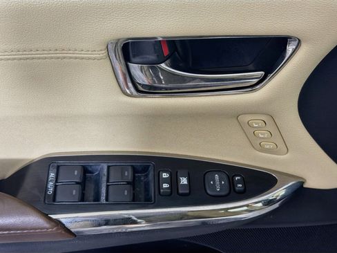 Used 2017 Toyota Avalon XLE Premium FWD image 15
