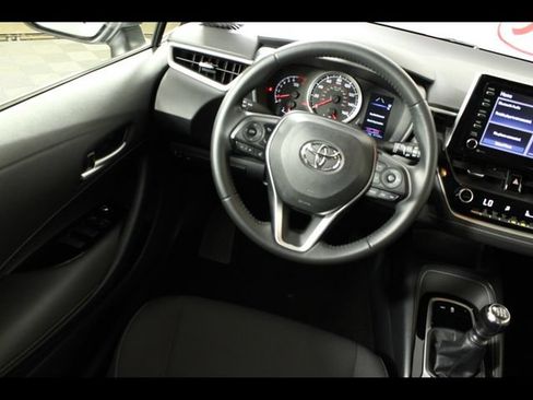 Used 2021 Toyota Corolla SE FWD image 17