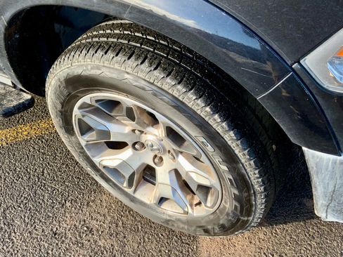 Used 2018 RAM 1500 Limited image 17