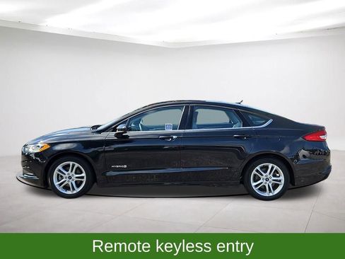Used 2018 Ford Fusion S image 4