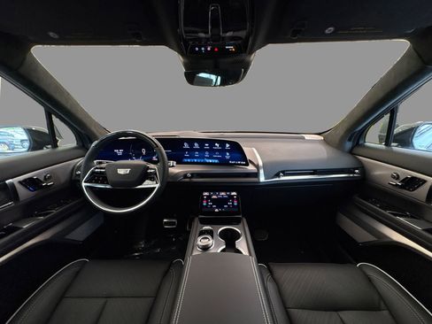 New 2026 Cadillac Vistiq Platinum image 22