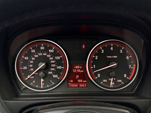 Used 2013 BMW 335i Convertible RWD image 24