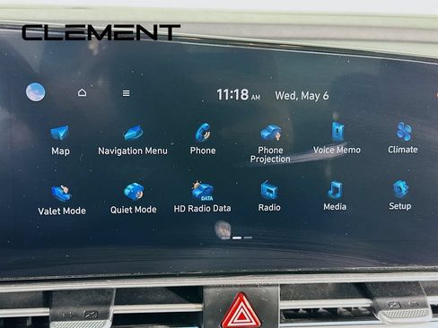 Used 2024 Hyundai Elantra Limited FWD image 19