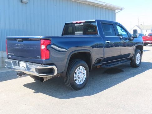 Used 2020 Chevrolet Silverado 2500 LTZ w/ LTZ Plus Package AWD/4WD image 3