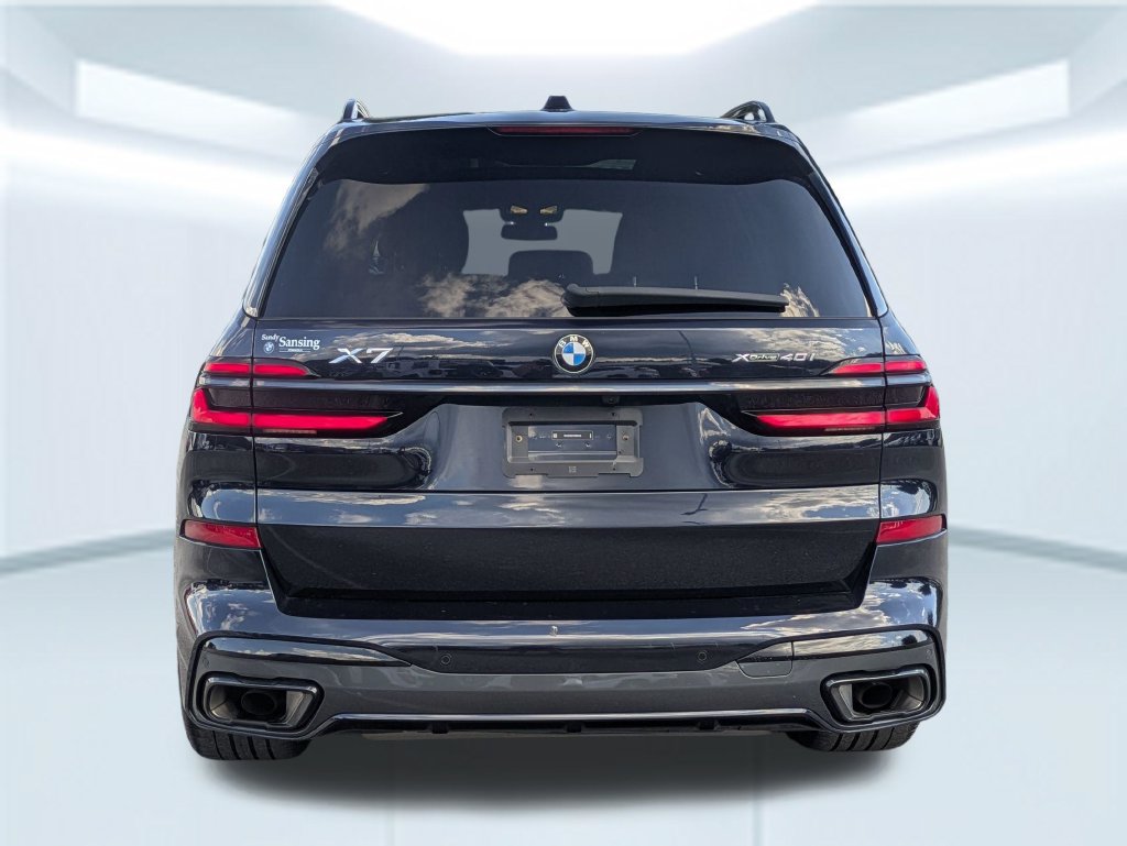 Used 2026 BMW X7 xDrive40i w/ Executive Package AWD/4WD image 4