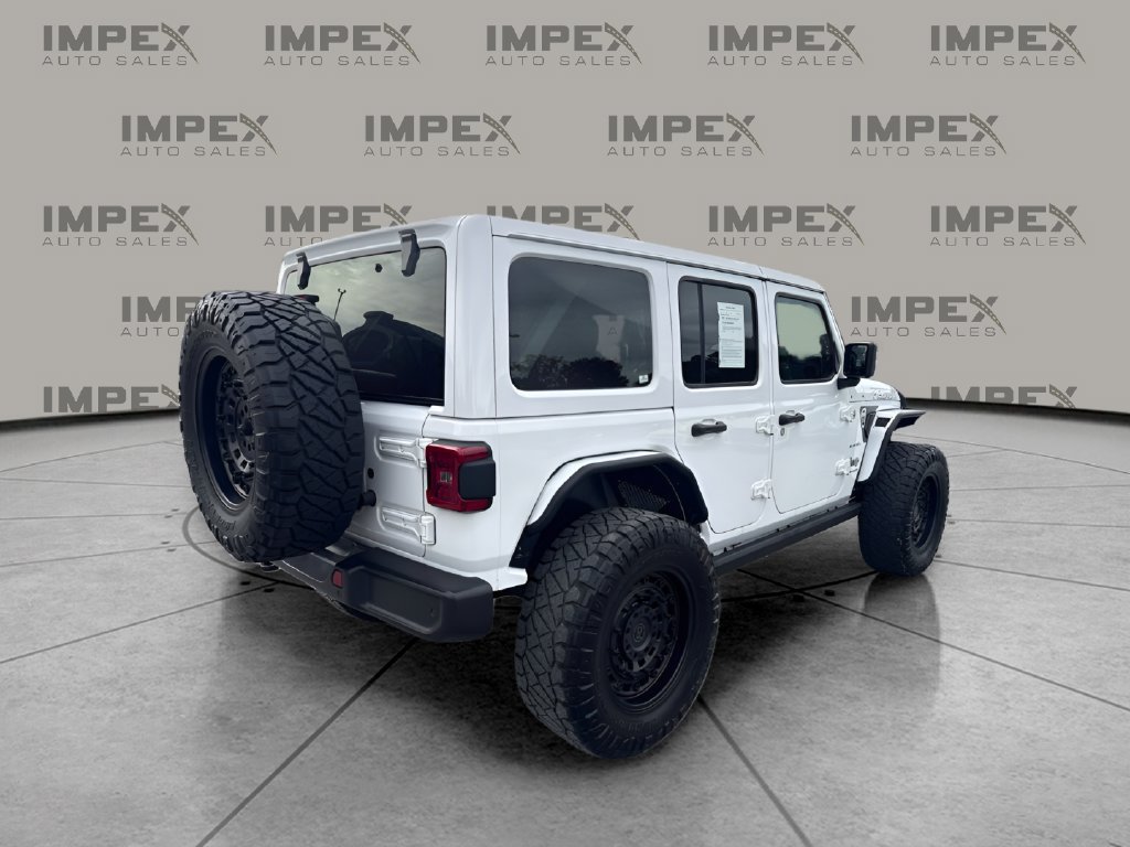 Used 2024 Jeep Wrangler Unlimited Sahara w/ Dual Top Group AWD/4WD image 5