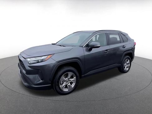 Used 2025 Toyota RAV4 XLE image 8