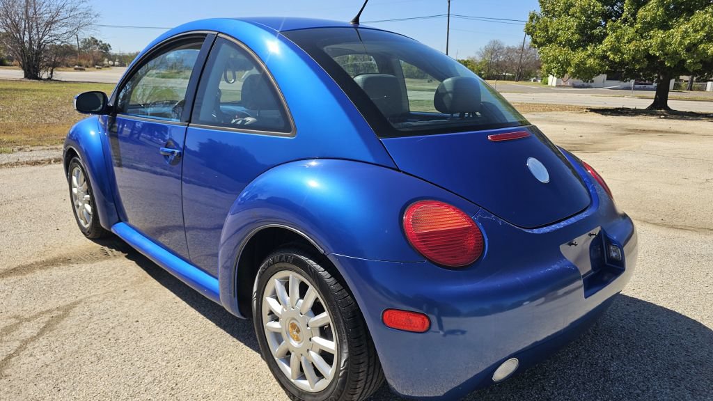Used 2004 Volkswagen Beetle GLS FWD image 4
