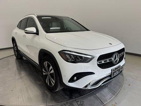 Certified 2025 Mercedes-Benz GLA 250 image 1