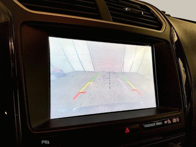 Used 2017 Ford Explorer XLT w/ Equipment Group 202A AWD/4WD image 20