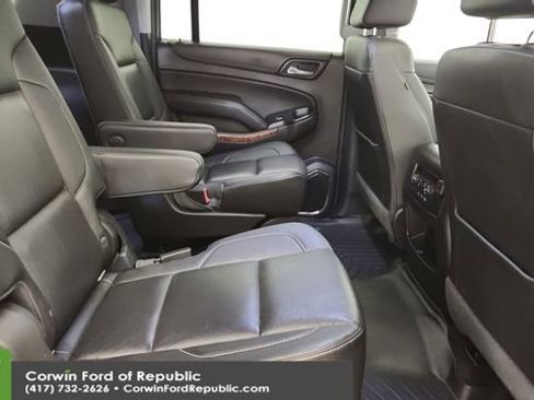 Used 2017 Chevrolet Suburban Premier image 28
