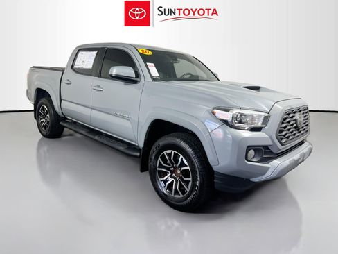 Used 2020 Toyota Tacoma TRD Sport w/ Technology Package RWD image 1