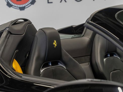 Used 2025 Ferrari SF90 Spider AWD/4WD image 34