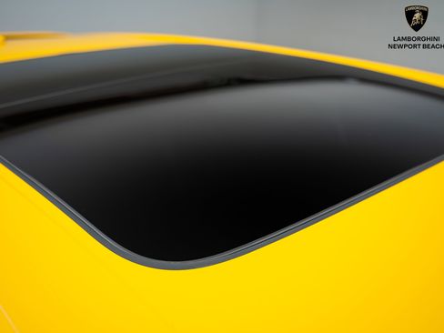 Used 2024 Lamborghini Urus S image 5