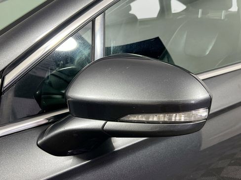 Used 2016 Ford Fusion Titanium FWD image 12
