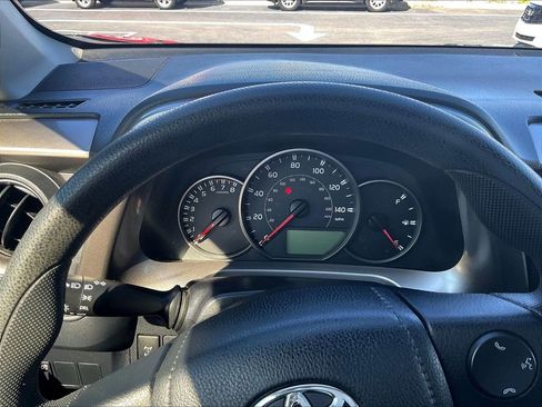 Used 2016 Toyota RAV4 LE AWD/4WD image 13