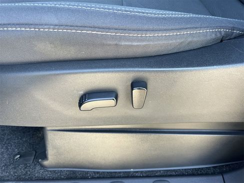 Certified 2023 Nissan Frontier SV w/ Technology Package image 26