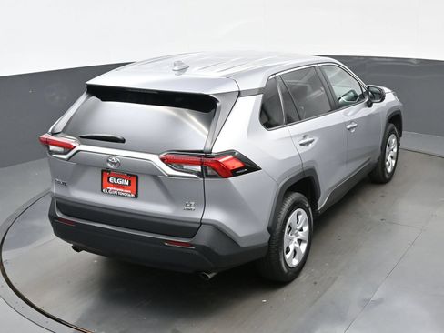Used 2024 Toyota RAV4 LE AWD/4WD image 38