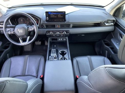 Used 2025 Honda Pilot EX-L image 49