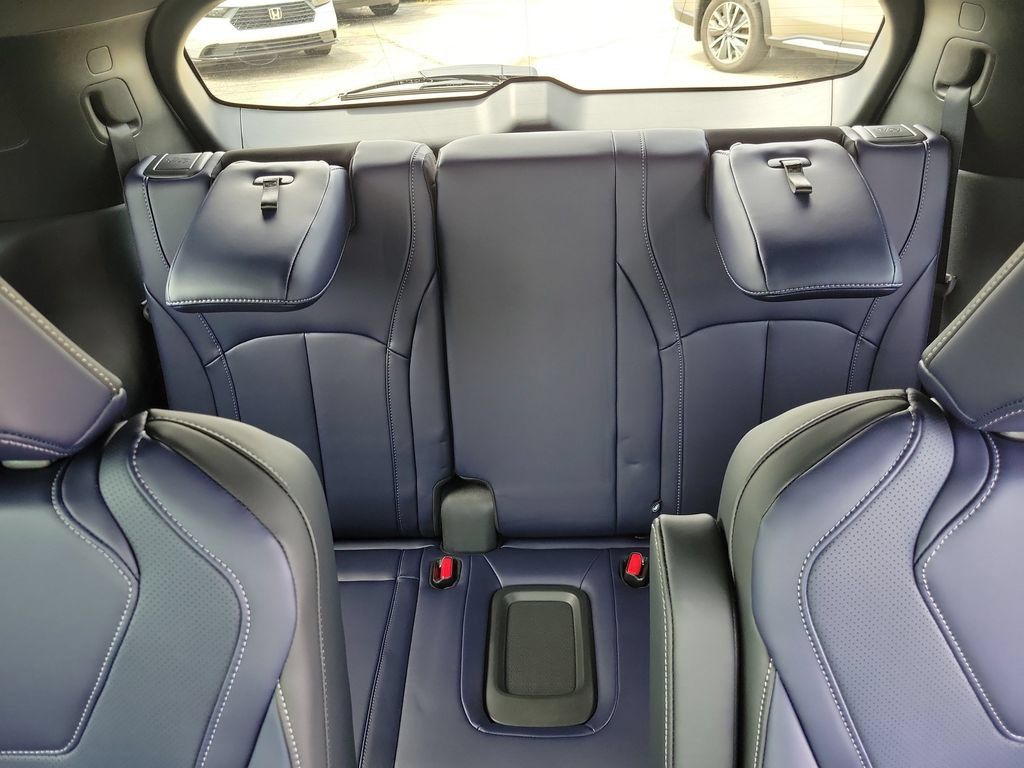 Certified 2026 INFINITI QX60 Sport w/ Dark Cargo Package AWD/4WD image 27