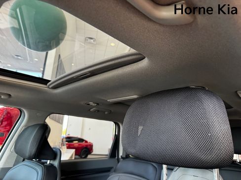 New 2026 Kia EV9 Wind image 17