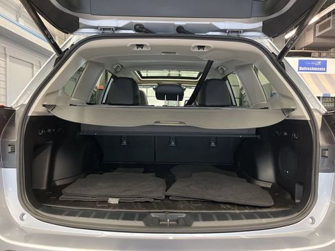 Certified 2024 Subaru Forester Limited image 33