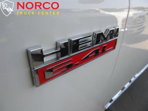 Used 2021 RAM 2500 Limited image 23
