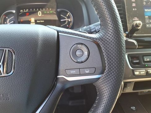 Used 2025 Honda Passport EX-L image 20