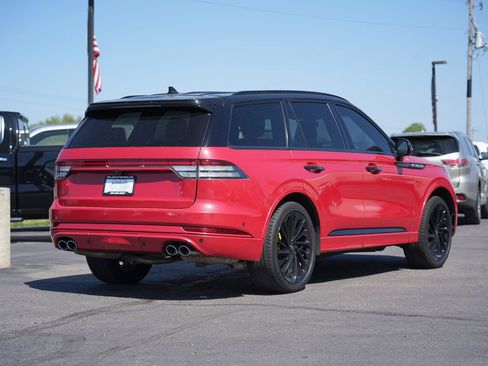 Used 2023 Lincoln Aviator Reserve w/ Equipment Group 201A AWD/4WD image 3