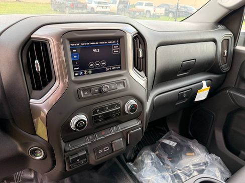New 2025 GMC Sierra 3500 Pro w/ Convenience Package AWD/4WD image 17