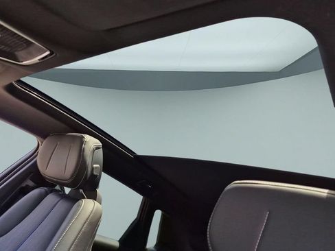 New 2026 Cadillac Lyriq Luxury AWD/4WD image 10