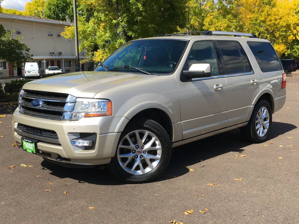 Used 2017 Ford Expedition Limited w/ Equipment Group 301A AWD/4WD image 1