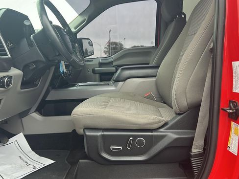 Used 2018 Ford F150 XLT w/ Equipment Group 302A Luxury image 9