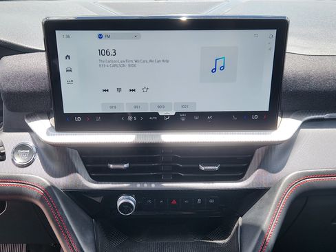 Certified 2025 Ford Explorer ST-Line AWD/4WD image 18